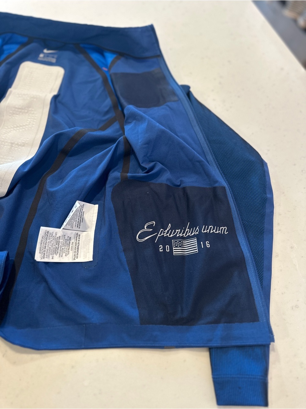 NWOT Nike Track Jacket Olympics Size XS Limited Edition Running Marathon Workout - Picture 6 of 7